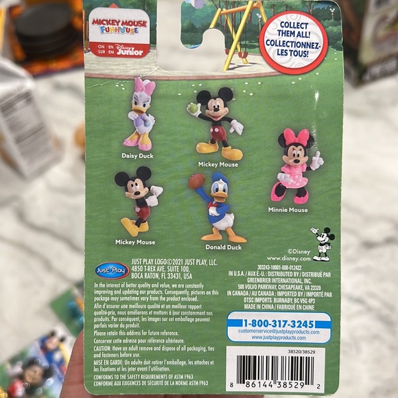 Mickey Mouse & Friends Mini Figurines Complete Set of 5 Collectors Plus 1 NEW - Picture 10 of 10